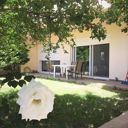 Ferienwohnung Rose Garden Kalamata Exterior foto