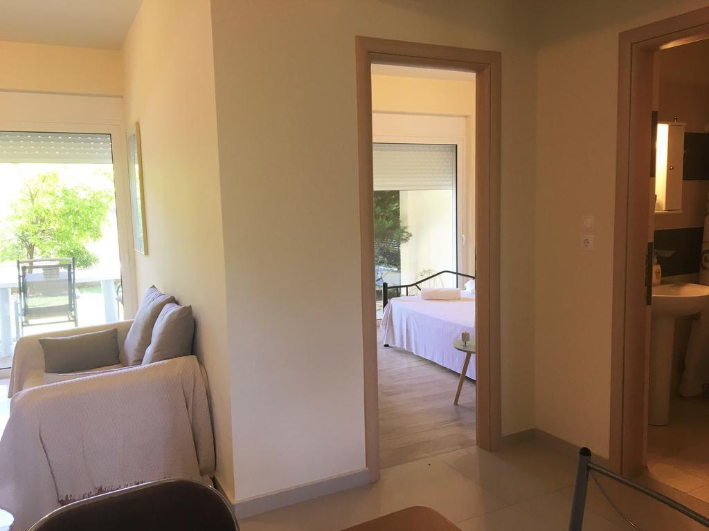 Ferienwohnung Rose Garden Kalamata Exterior foto