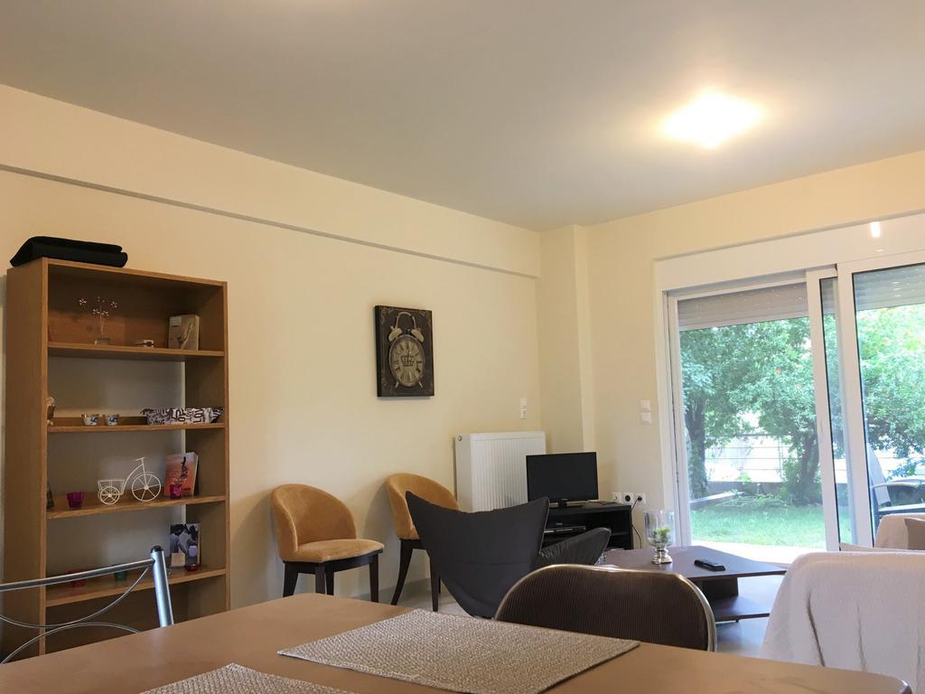 Ferienwohnung Rose Garden Kalamata Exterior foto
