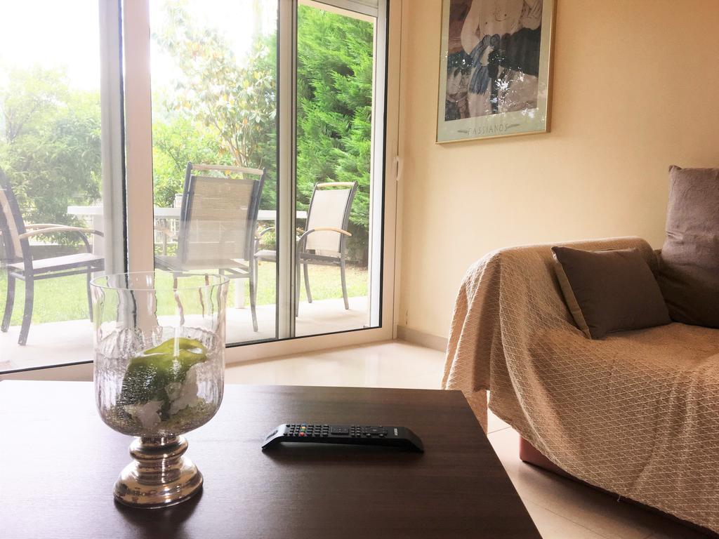 Ferienwohnung Rose Garden Kalamata Exterior foto